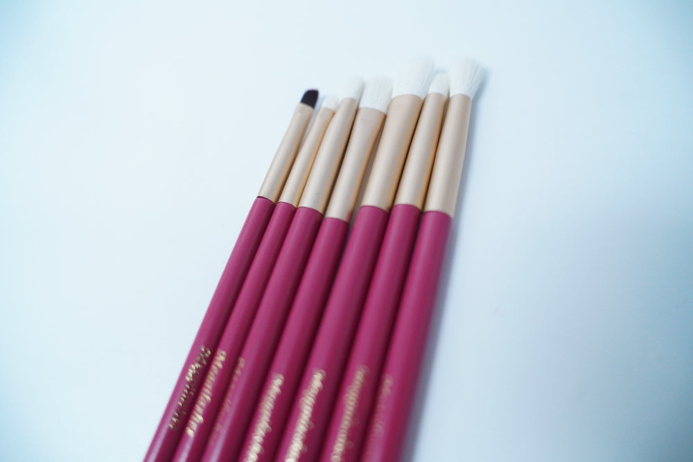 Meggi’s 7pc Eyeshadow Brush Set